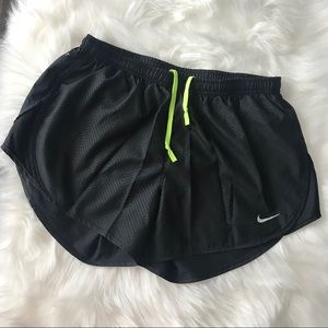 Nike Women’s Active Short